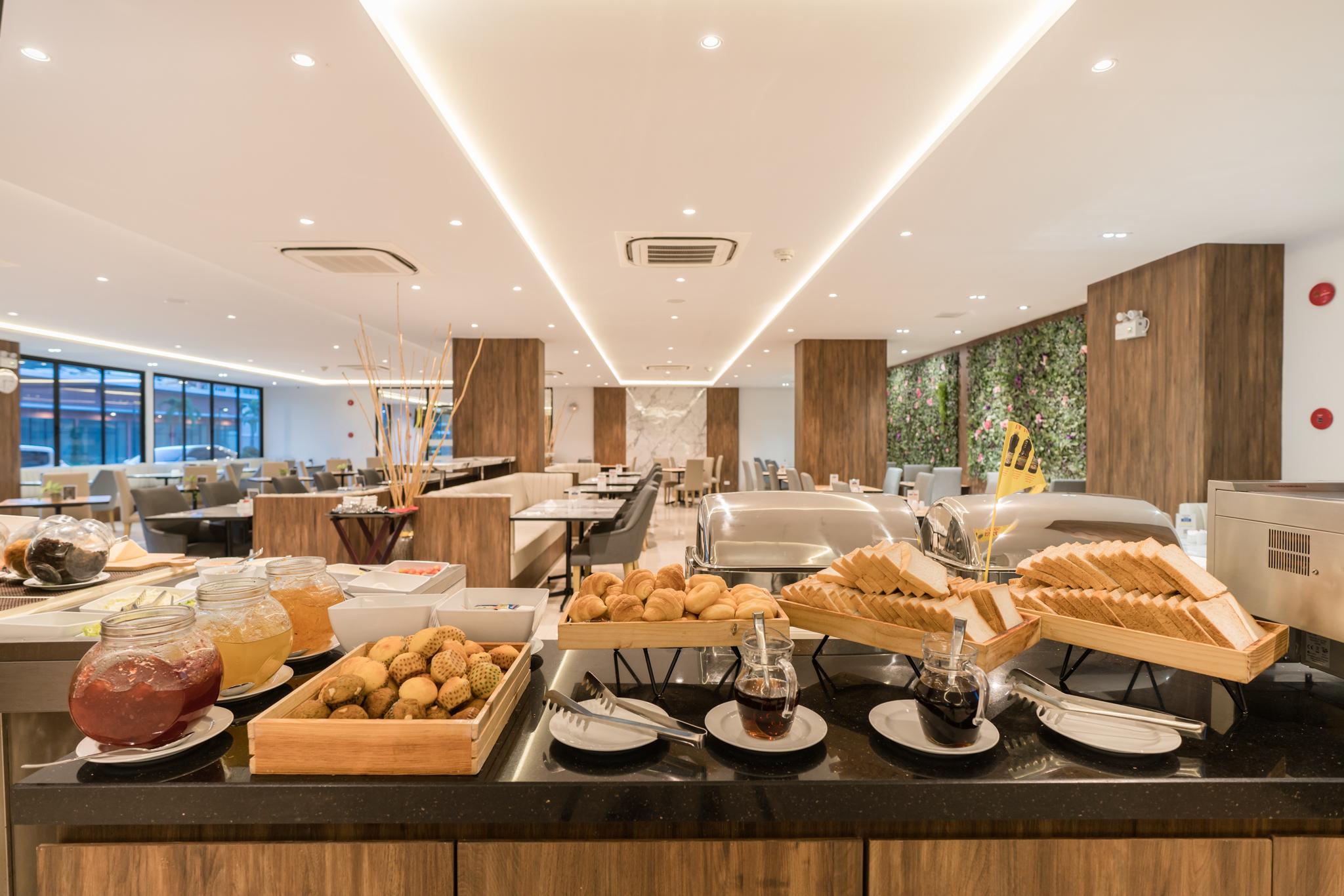 Hotell New Square - Sha Patong