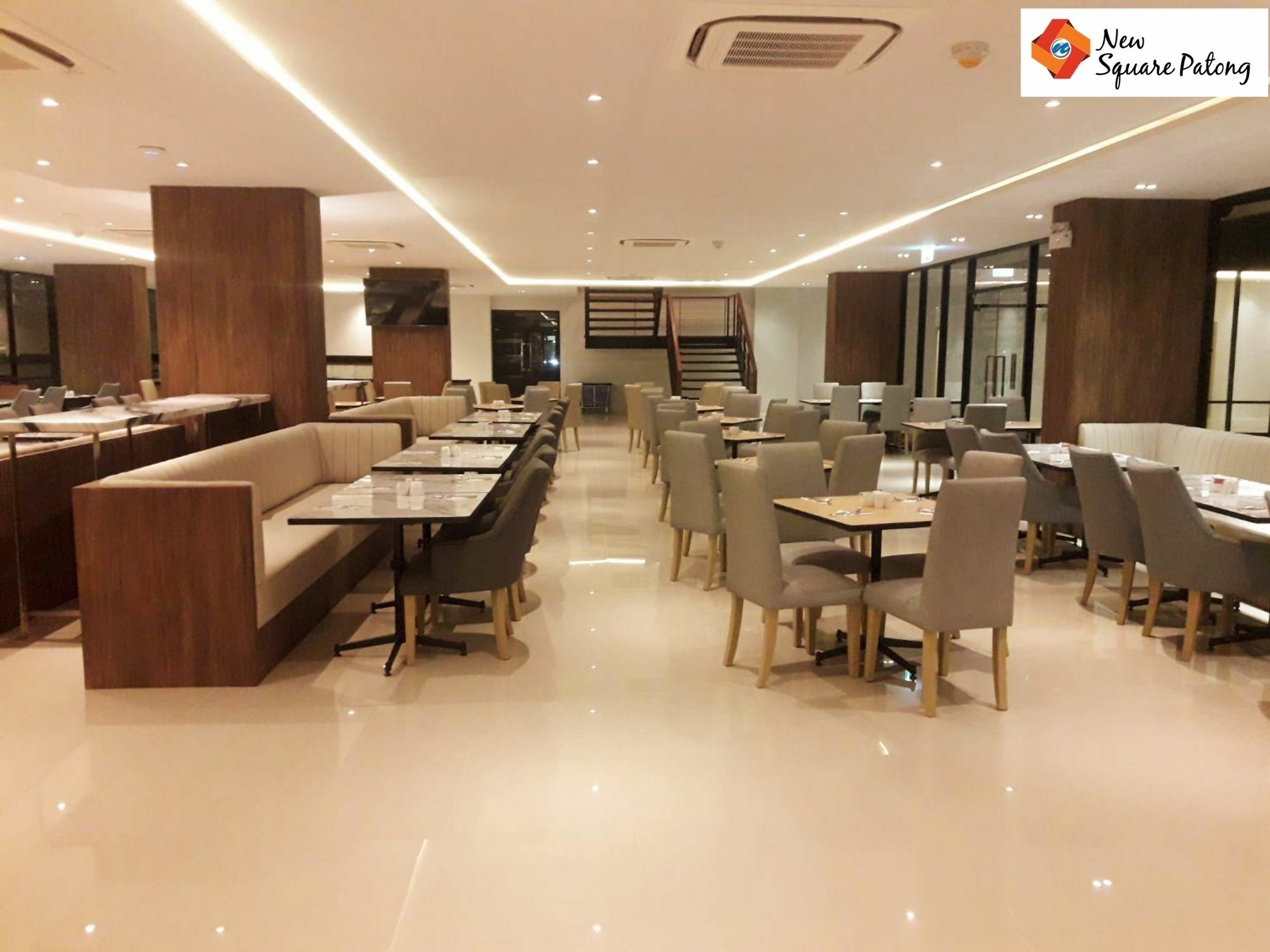 Hotell New Square - Sha