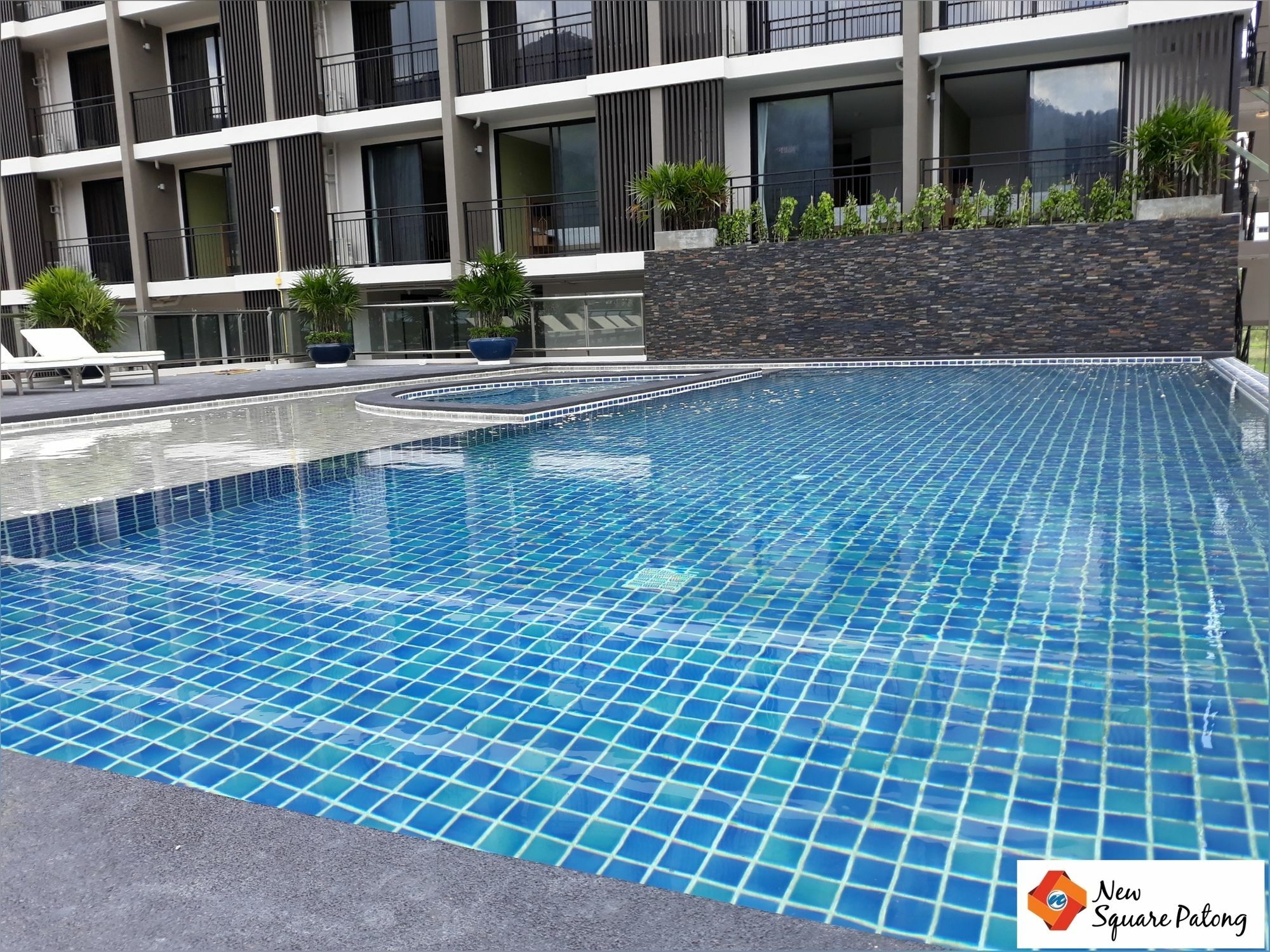 Hotell New Square - Sha 4*